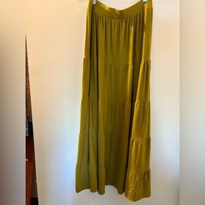 NWT Zenana Tiered Maxi Skirt